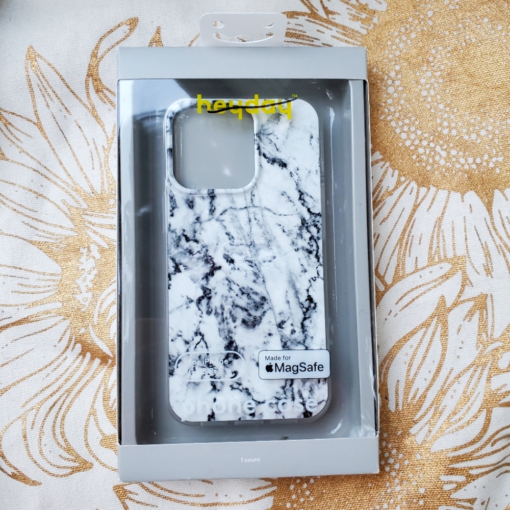 heyday Apple iPhone 13 Pro Case - White Marble